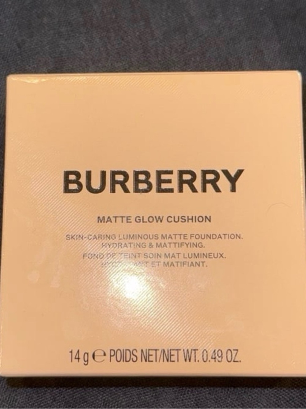 Burberry Cushion Foundation - Fair Cool (20)